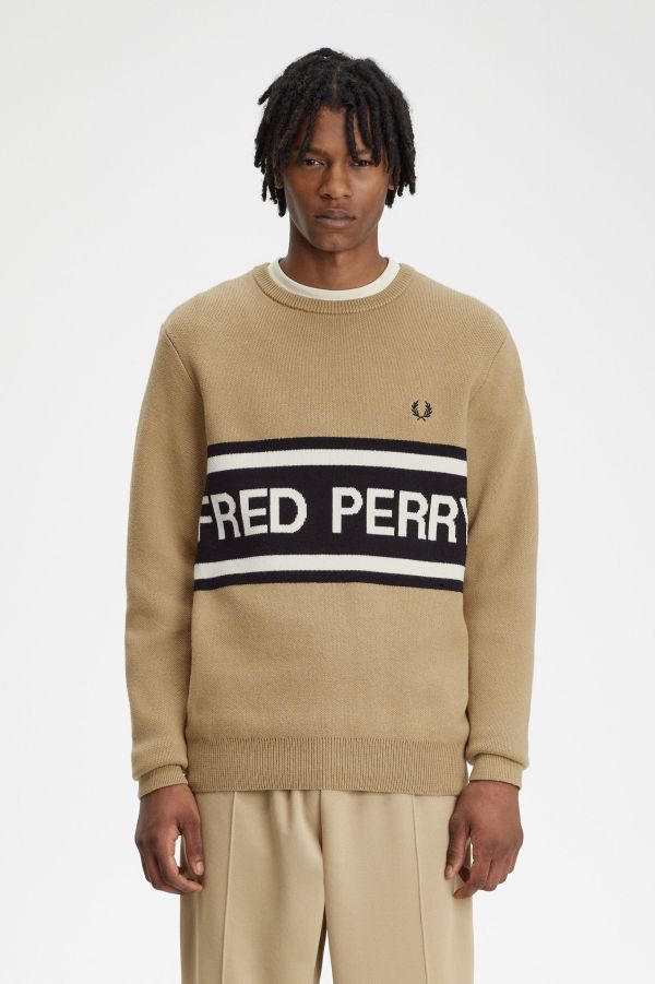 Pullover mit Fred Perry Grafik