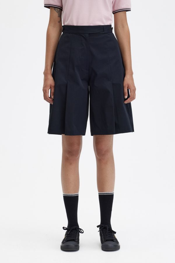 Pleated Short