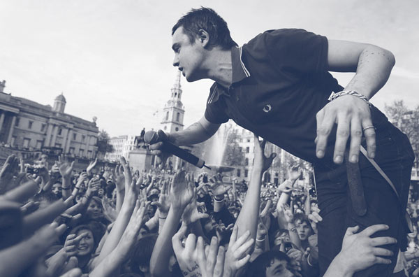 Pete Doherty wearing a Fred Perry Shirt